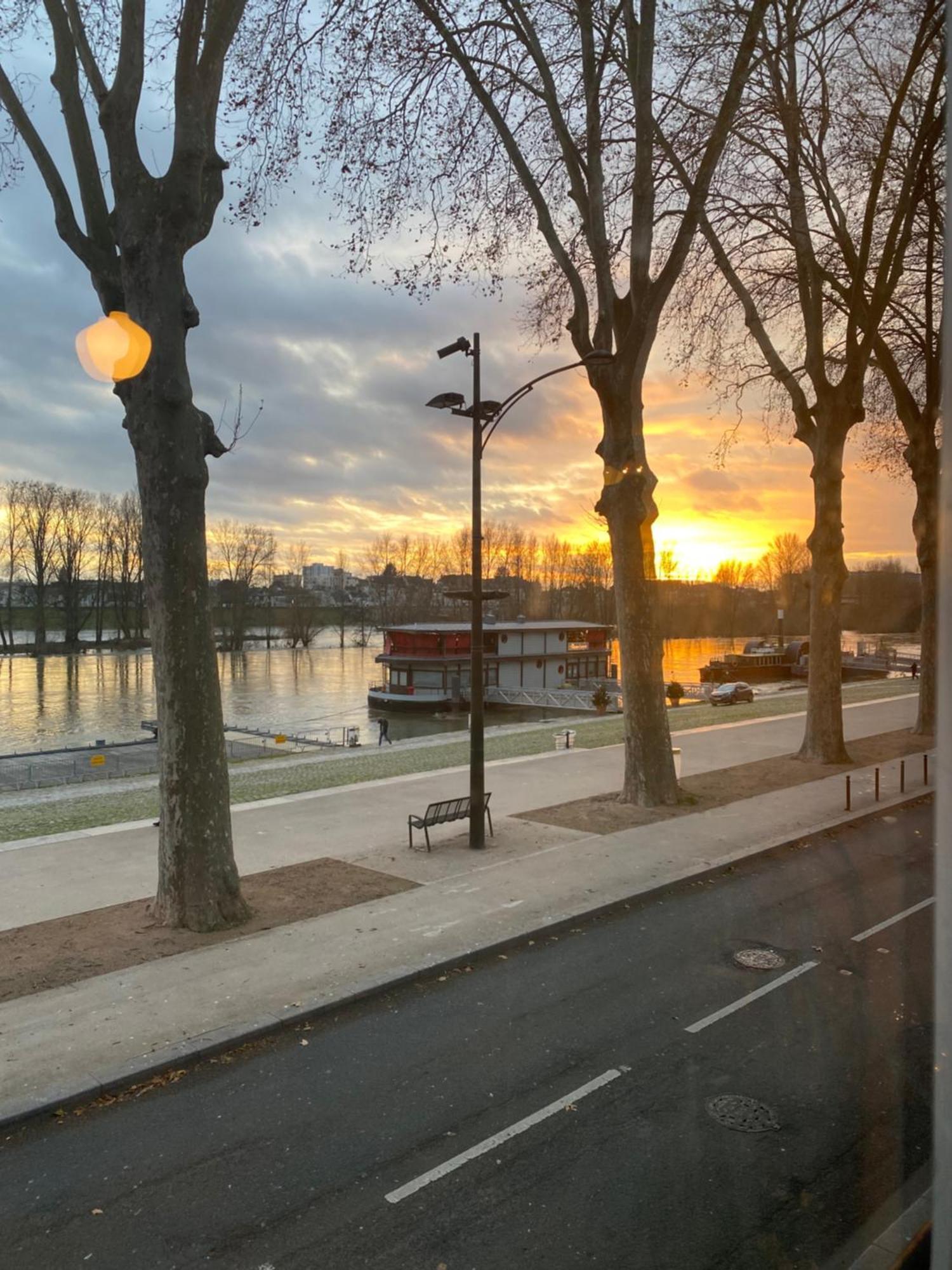 Balcon Vue Loire Parking A 50M Apartman Orléans Kültér fotó